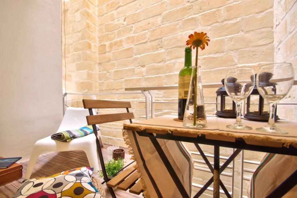 Valletta Art House - Retro Bordello Екстер'єр фото